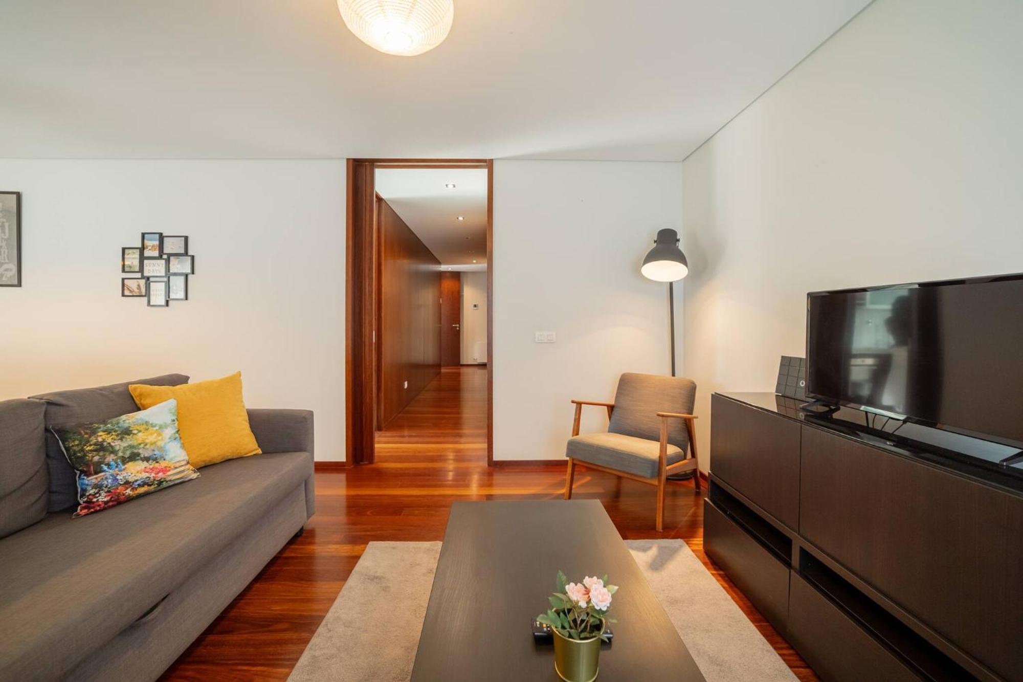 Modern Cedofeita By Hosty Apartment Порто Екстериор снимка