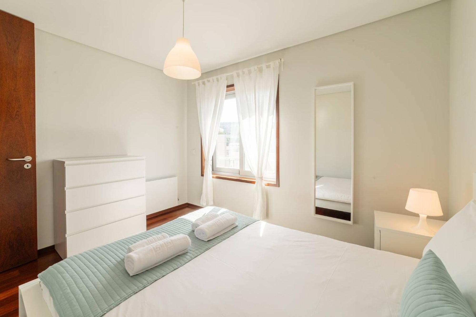 Modern Cedofeita By Hosty Apartment Порто Екстериор снимка